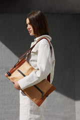 Kraft-paper-shoulder-bag-brown