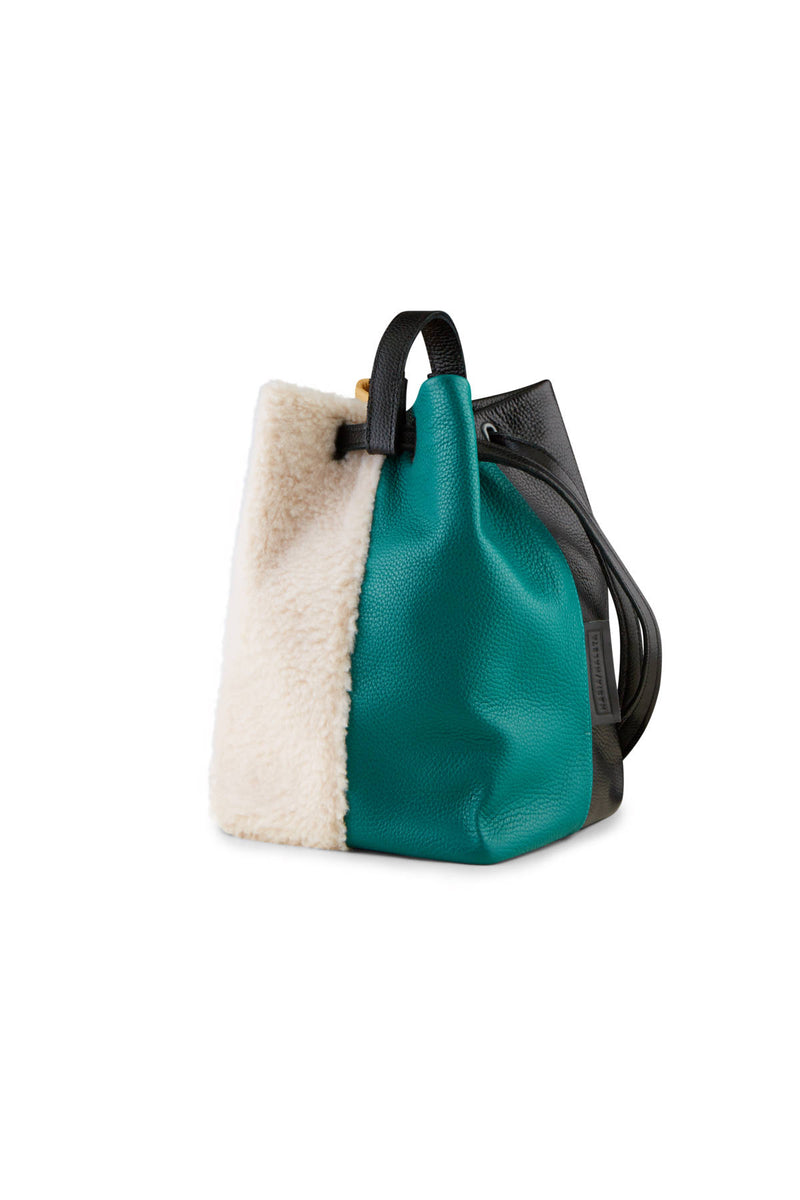 CROSSBODY-BAG-FLUFFY-WHITE-FUR-and-green
