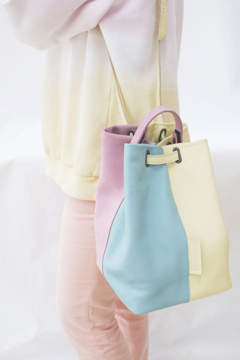 Marshmallow cloth handbag