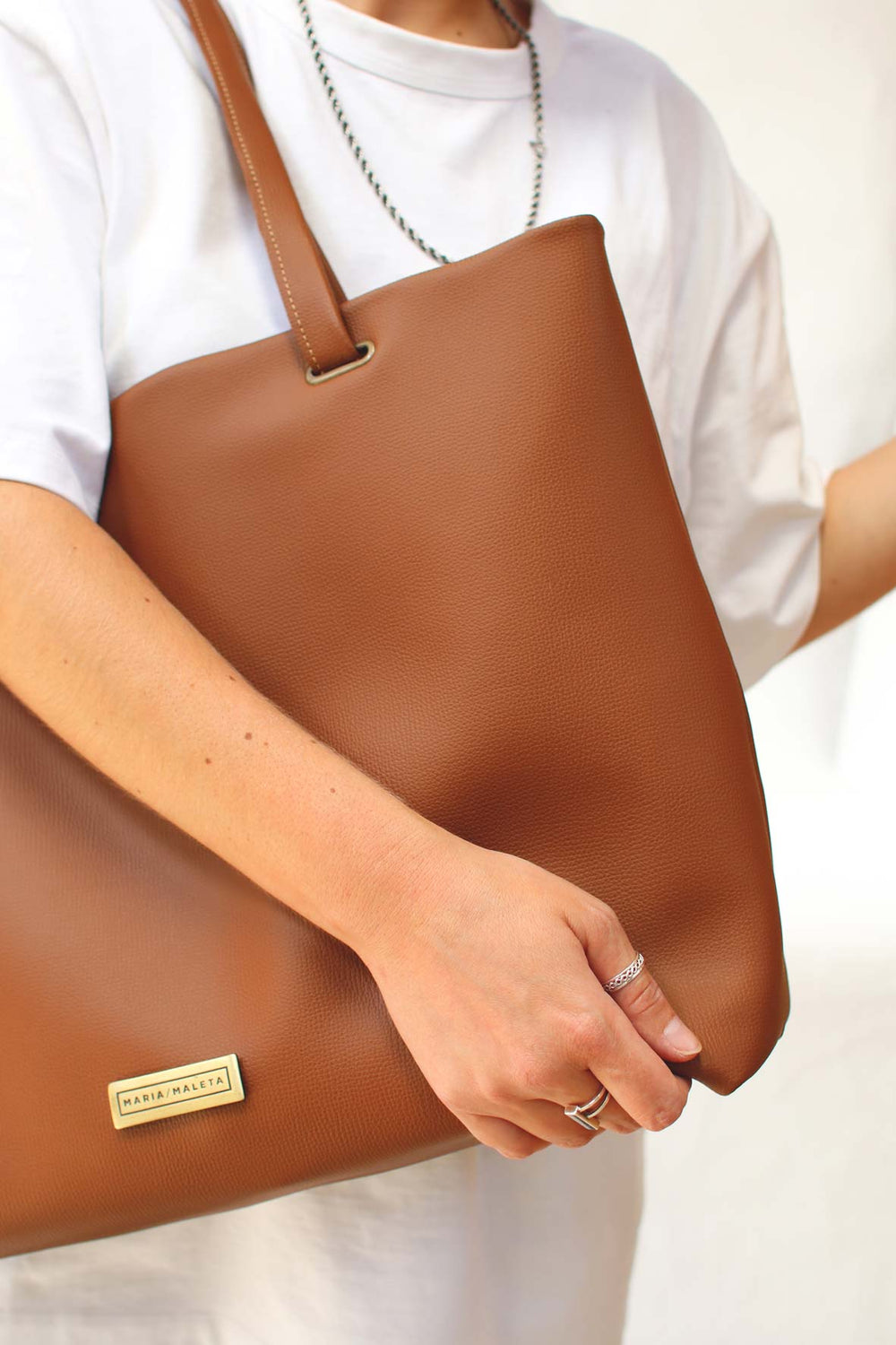 Women's Large Tote bag basic In brown Leather with pocket