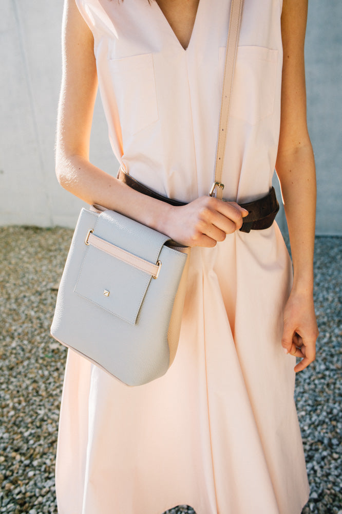 small+shoulder+bag+in+pink+blush